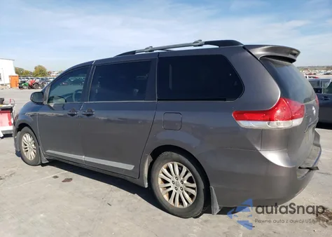2013 Toyota Sienna Xle from USA, damaged, VIN 5TDYK3DC4DS329645